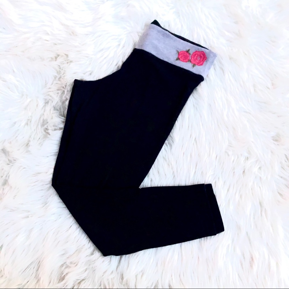 🔴SOLD🔴 Victoria’s Secret PINK Yoga Leggings